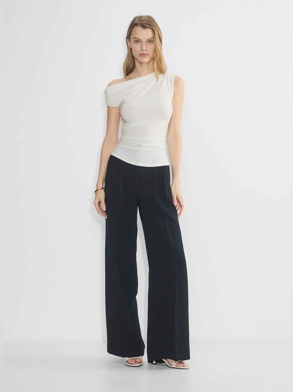 Aritzia The Effortless Pant™ Wider - Crepette™